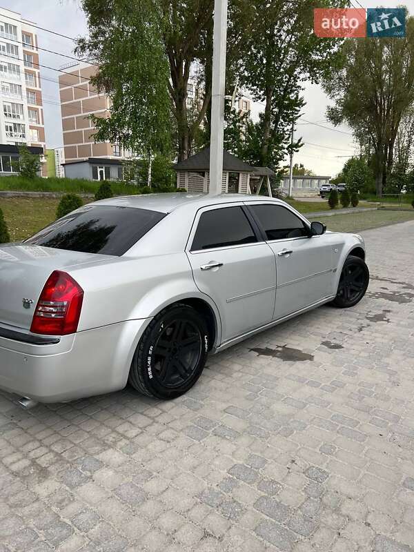 Седан Chrysler 300C 2006 в Тернополі