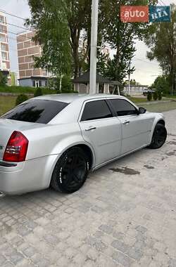 Седан Chrysler 300C 2006 в 