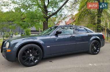 Седан Chrysler 300C 2006 в Черновцах