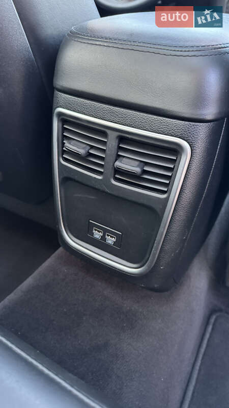 Седан Chrysler 300C 2016 в Ковеле