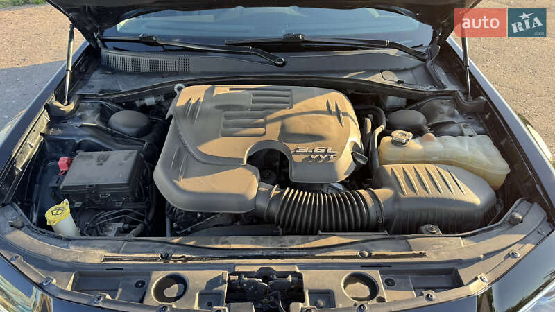 Седан Chrysler 300C 2016 в Ковеле