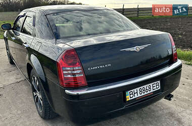 Седан Chrysler 300C 2005 в 