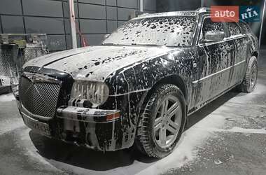 Универсал Chrysler 300C 2005 в Каневе