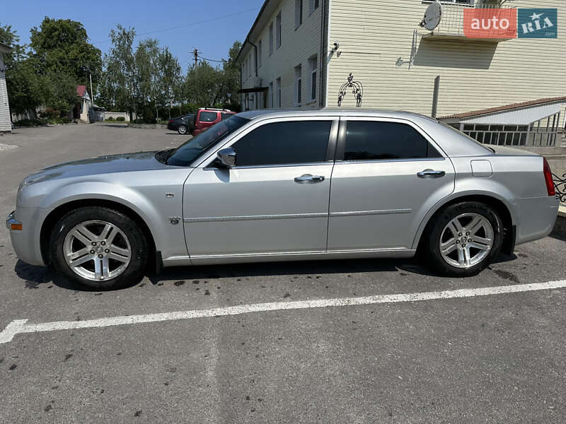 Седан Chrysler 300C 2007 в Светловодске фото 3 Седан Chrysler 300C 2007 в Светловодске