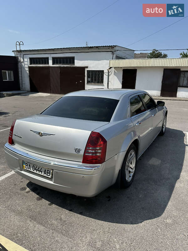 Седан Chrysler 300C 2007 в Светловодске фото 5 Седан Chrysler 300C 2007 в Светловодске
