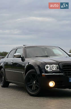 Седан Chrysler 300C 2005 в 