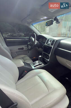 Седан Chrysler 300C 2006 в 