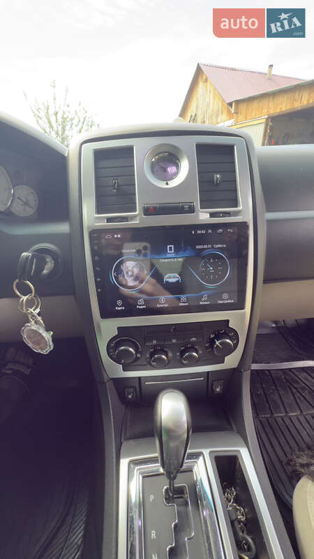 Седан Chrysler 300C 2006 в Звягеле