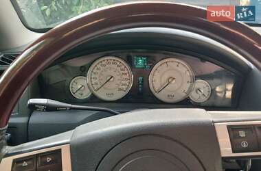 Седан Chrysler 300C 2007 в 