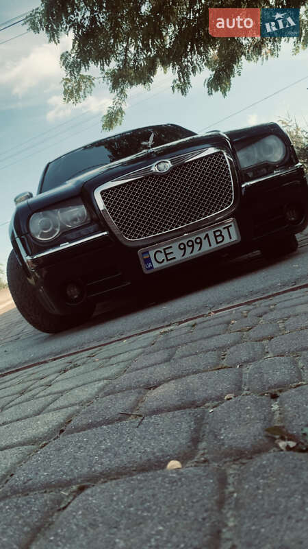 Седан Chrysler 300C 2005 в Черновцах