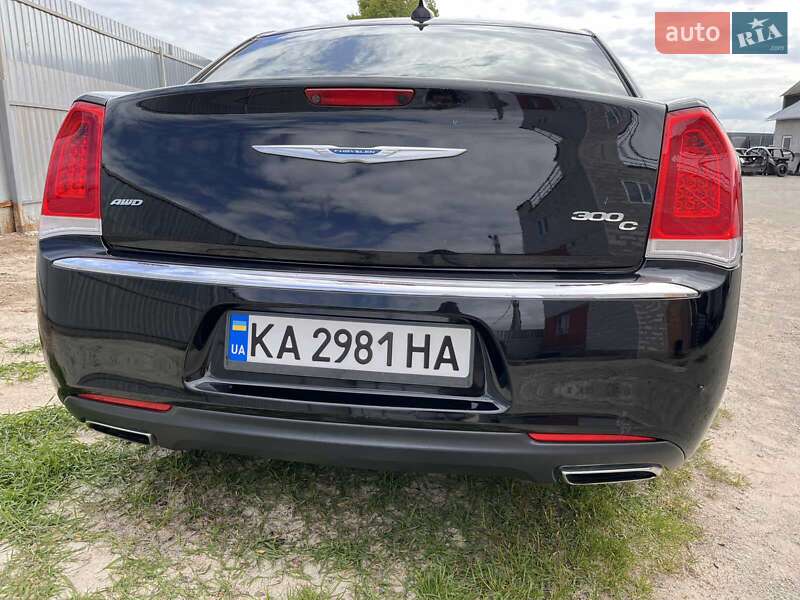 Седан Chrysler 300C 2017 в Борисполе