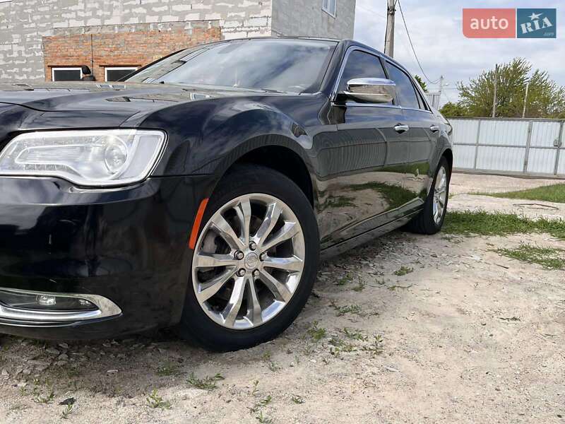 Седан Chrysler 300C 2017 в Борисполе