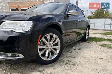 Седан Chrysler 300C 2017 в 