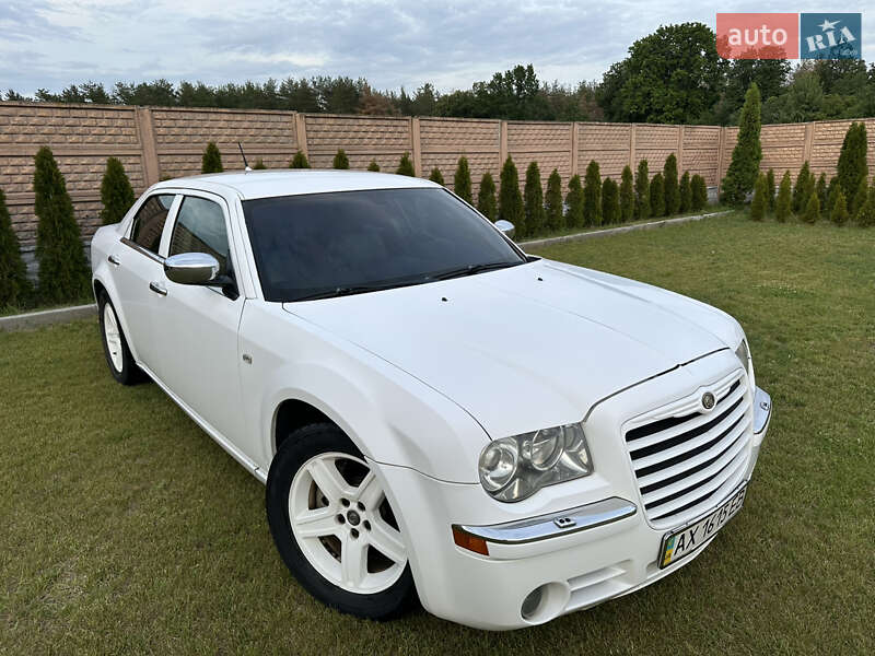 Седан Chrysler 300C 2008 в Харькове фото 2 Седан Chrysler 300C 2008 в Харькове