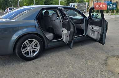Седан Chrysler 300C 2006 в 
