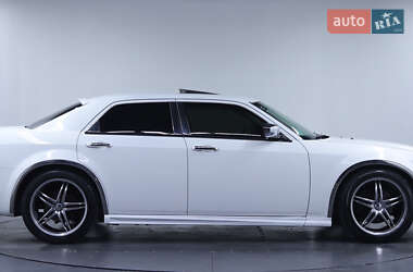 Седан Chrysler 300C 2005 в 