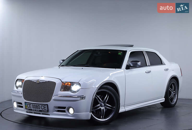 Седан Chrysler 300C 2005 в 