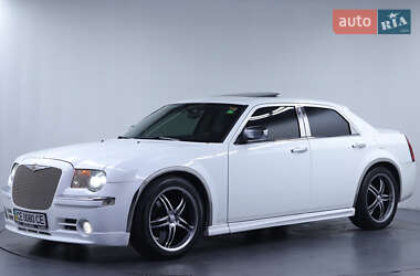 Седан Chrysler 300C 2005 в 