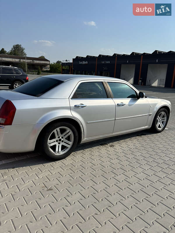 Седан Chrysler 300C 2005 в Вінниці