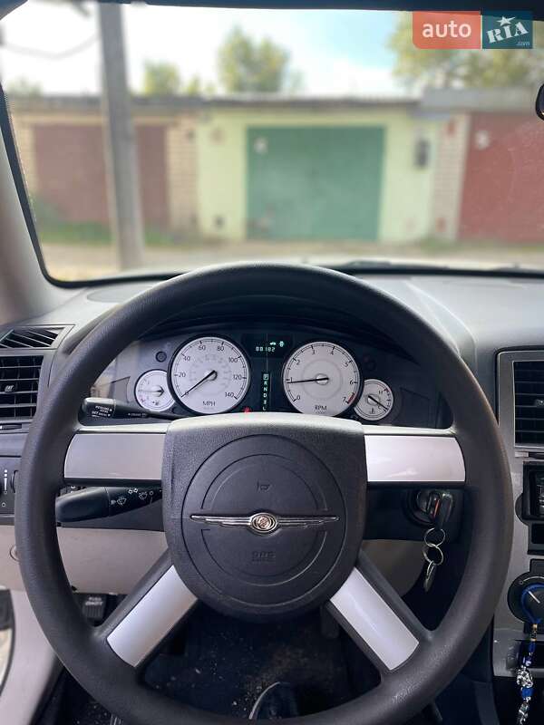 Кабриолет Chrysler 300C 2007 в Киеве