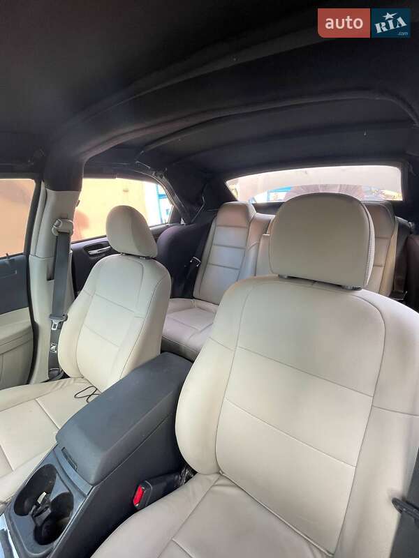 Кабриолет Chrysler 300C 2007 в Киеве