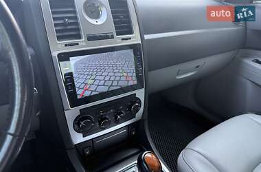 Седан Chrysler 300C 2006 в 