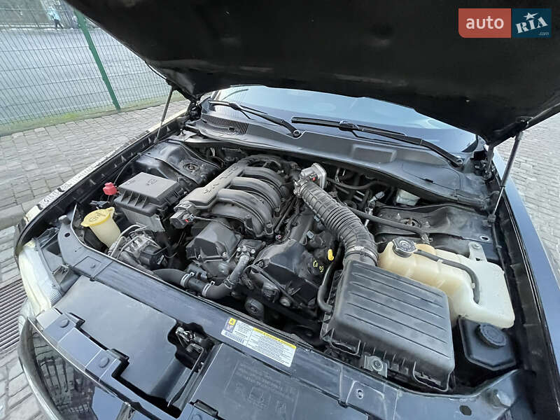 Седан Chrysler 300C 2007 в Івано-Франківську