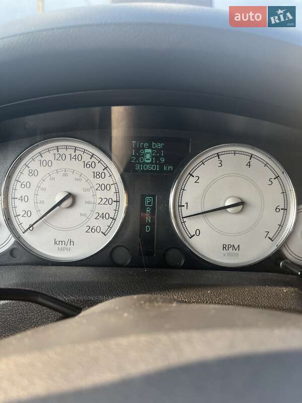 Седан Chrysler 300C 2007 в Івано-Франківську