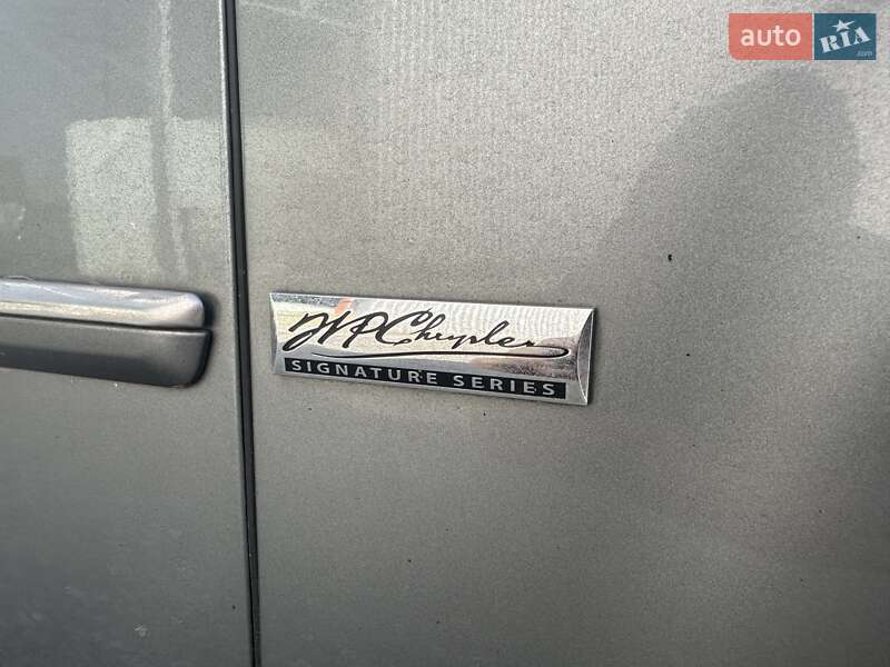 Седан Chrysler 300C 2009 в Запорожье