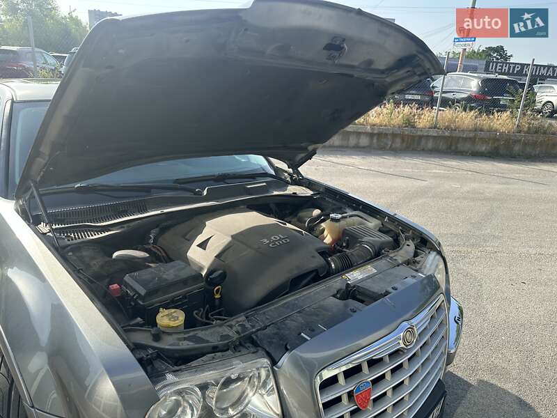 Седан Chrysler 300C 2009 в Запорожье