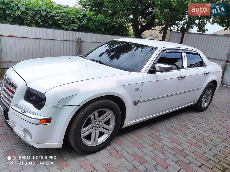Седан Chrysler 300C 2005 в Гайсину фото 33 Седан Chrysler 300C 2005 в Гайсину