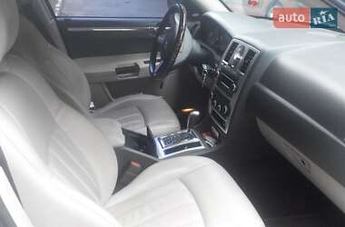 Седан Chrysler 300C 2006 в 