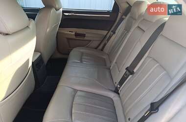 Седан Chrysler 300C 2006 в 