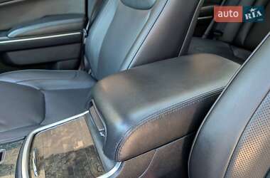 Седан Chrysler 300C 2012 в 