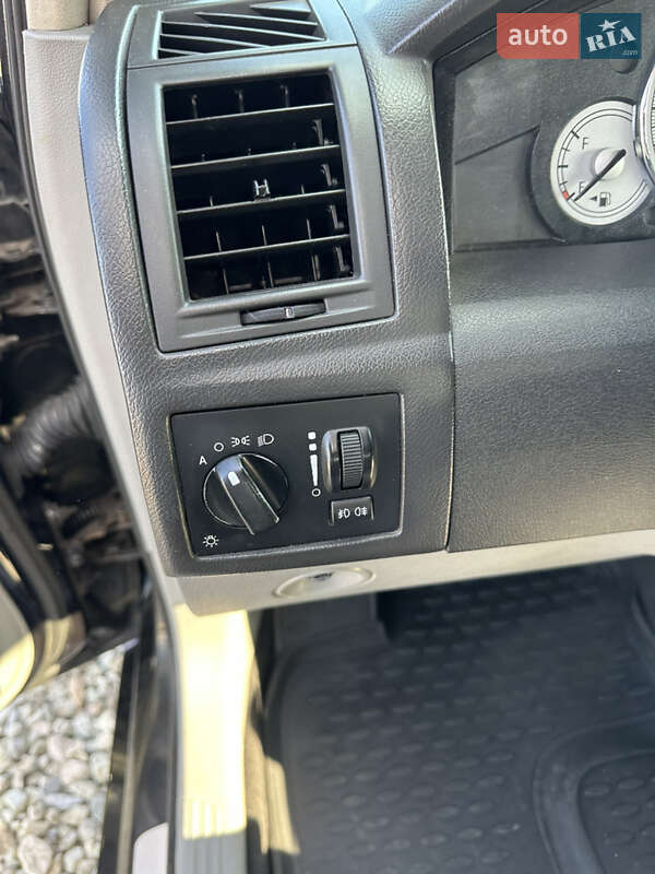 Седан Chrysler 300C 2007 в Ивано-Франковске