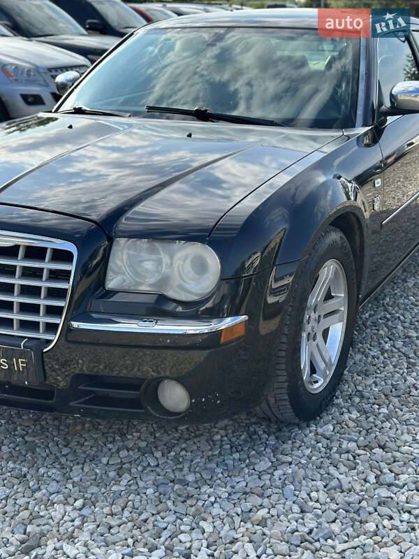 Седан Chrysler 300C 2007 в Ивано-Франковске
