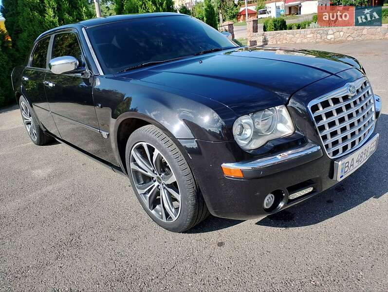 Седан Chrysler 300C 2005 в Кропивницком