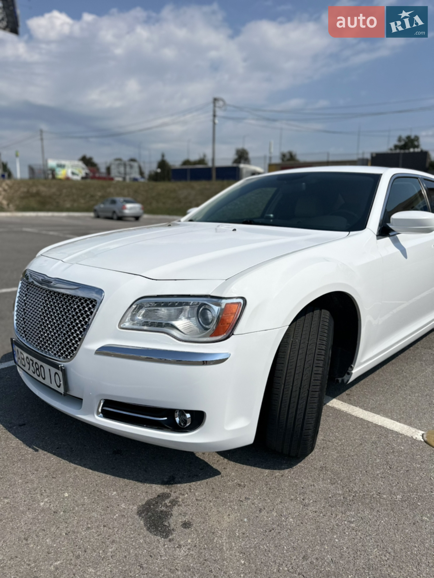 2014 Chrysler 300C - мініатюра 5