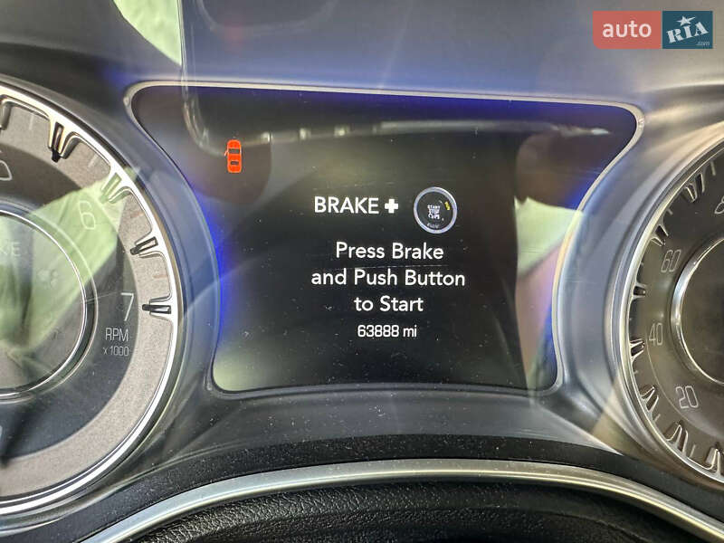 Седан Chrysler 300C 2018 в Киеве фото 8 Седан Chrysler 300C 2018 в Киеве