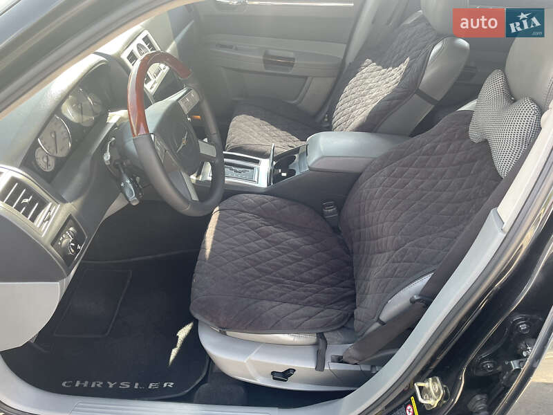 Седан Chrysler 300C 2004 в Сквире фото 5 Седан Chrysler 300C 2004 в Сквире