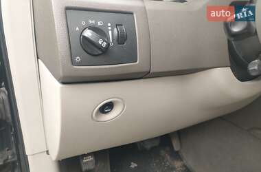 Седан Chrysler 300C 2007 в 