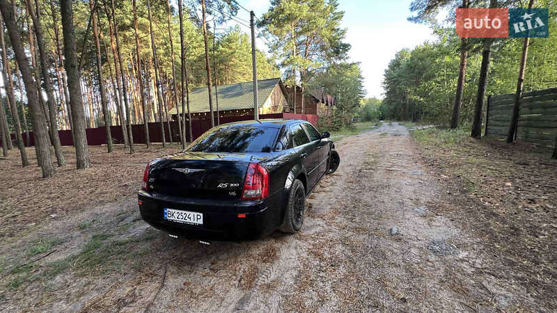 Седан Chrysler 300C 2006 в Луцьку