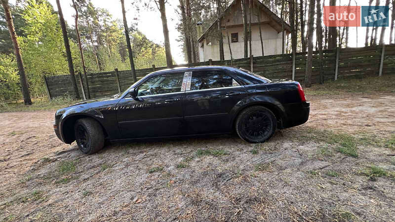 Седан Chrysler 300C 2006 в Луцьку