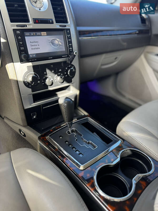 Седан Chrysler 300C 2008 в Харкові