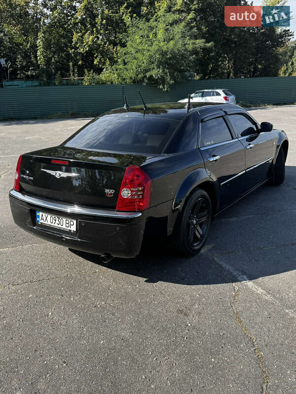Седан Chrysler 300C 2008 в Харкові