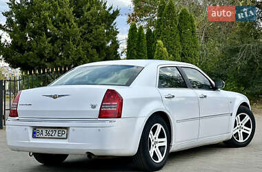 Седан Chrysler 300C 2005 в 