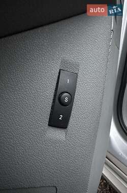 Универсал Chrysler 300C 2004 в 