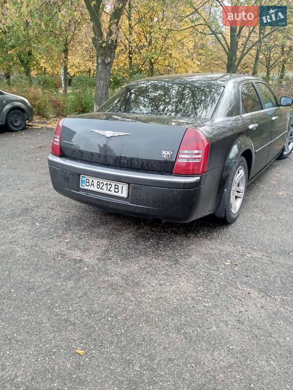 Седан Chrysler 300C 2005 в Кропивницком