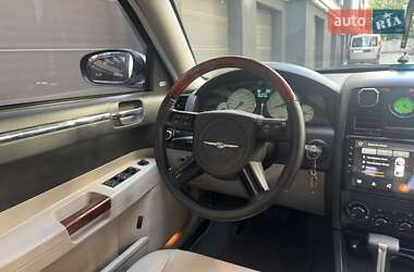Седан Chrysler 300C 2005 в 