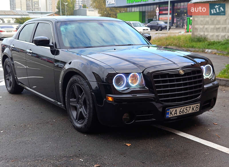 Седан Chrysler 300C 2004 в Києві фото 2 Седан Chrysler 300C 2004 в Києві